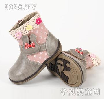 ��؈�ֵ�ŮͯЬ��ɫ