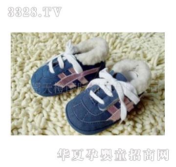 ������{ɫ�냺Ь