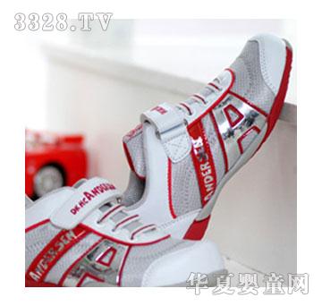 ��ͽ���к��\��Ь