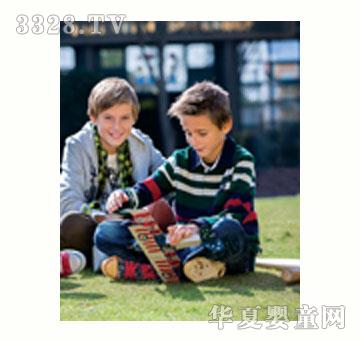 ֥���_�Tͯ�bӢ���W(xu��)Ժ�L(f��ng)ë��