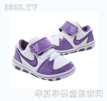 NIKE-SMSPEANUT3�W���\��ЬGT525039-101