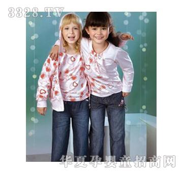 ���׬�����ɫ����