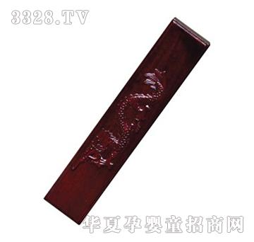 �����tľ������