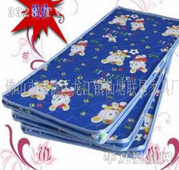 ���Ƀ��{ɫ��ͯ���|