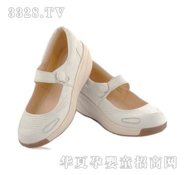 ������ɢ��Ь��ɫ