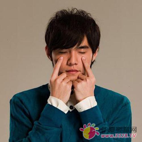 �������۱����ٵĺ��c��